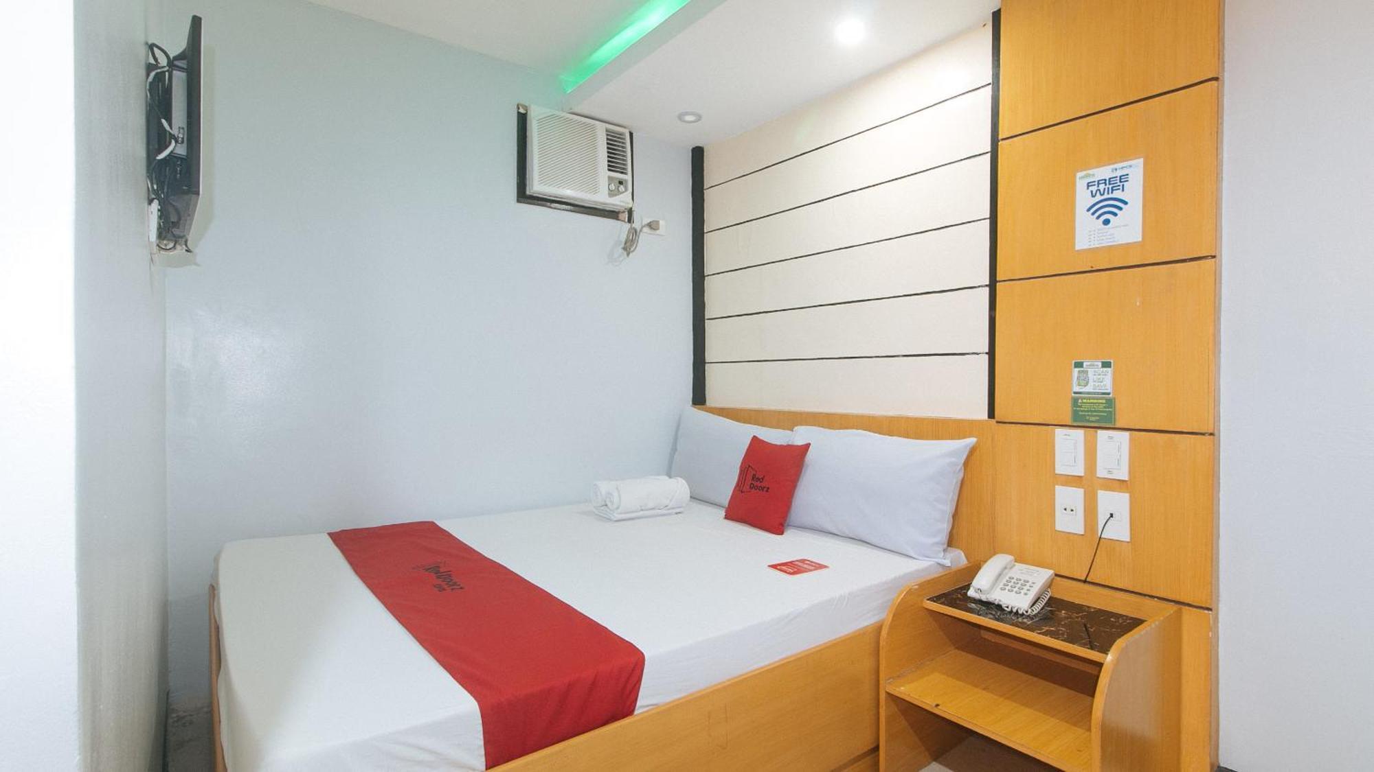 Reddoorz At Ranchotel Alabang Muntinlupa City Экстерьер фото