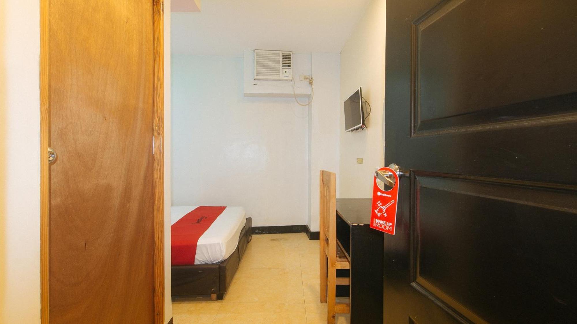 Reddoorz At Ranchotel Alabang Muntinlupa City Экстерьер фото
