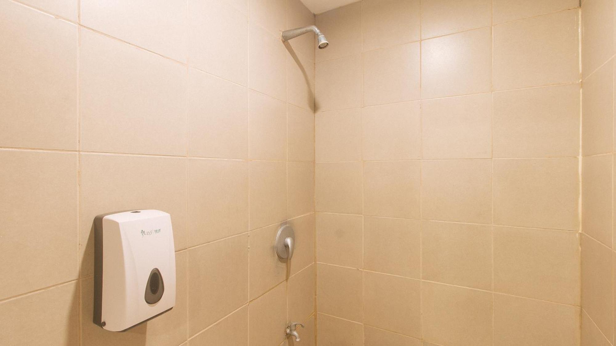 Reddoorz At Ranchotel Alabang Muntinlupa City Экстерьер фото