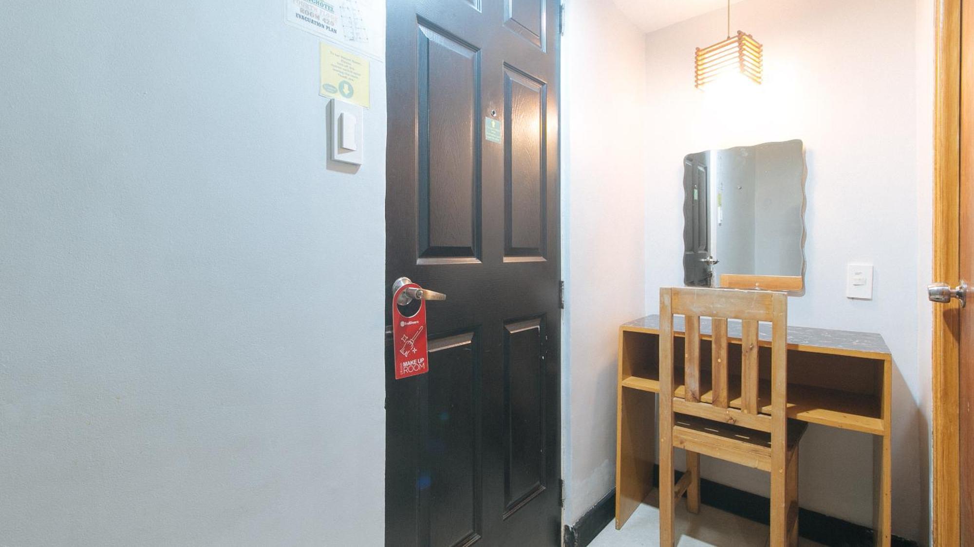 Reddoorz At Ranchotel Alabang Muntinlupa City Экстерьер фото